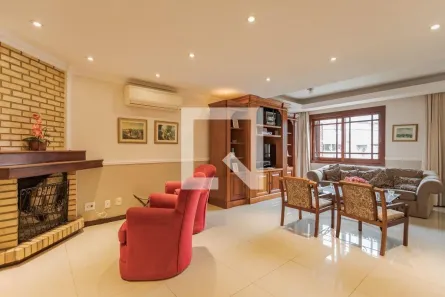 Casa com 3 Quartos à venda, 261m² no Chácara das Pedras, Porto Alegre