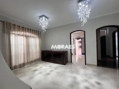 Casa com 3 Quartos para alugar, 380m² no Jardim Panorama, Bauru