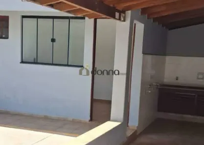 Casa com 5 Quartos à venda, 180m² no Santa Marta, Uberaba