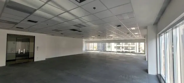 Sala Comercial para alugar, 252m² no Vila Gertrudes, São Paulo
