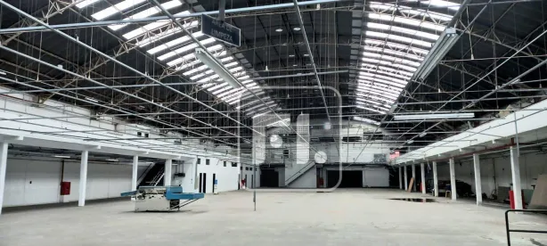 Galpão/Depósito/Armazém para venda ou aluguel, 4378m² no Barra Funda, São Paulo