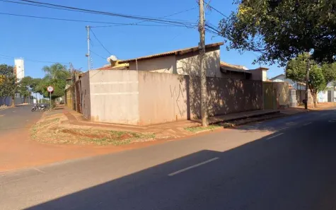 Casa com 3 Quartos à venda, 85m² no Parque Dallas, Campo Grande