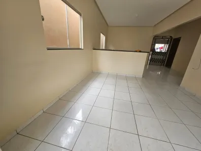 Casa com 4 Quartos para alugar, 200m² no União, Parauapebas