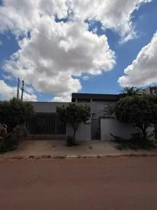 Casa com 4 Quartos à venda, 274m² no Jardim Tancredo Neves, Rondonópolis