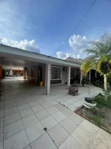 Casa com 3 Quartos à venda, 274m² no Aleixo, Manaus