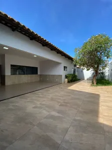 Casa com 3 Quartos à venda, 222m² no Plano Diretor Sul, Palmas
