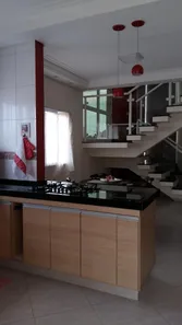 Casa com 4 Quartos à venda, 180m² no Parque Residencial Maria Elmira, Caçapava