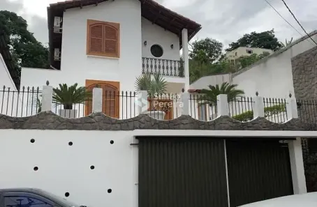 Casa com 3 Quartos à venda, 600m² no Centro, Três Rios
