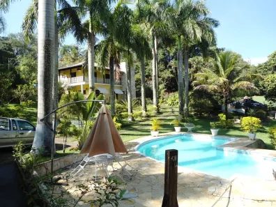 Fazenda/Sítio com 3 Quartos à venda, 530m² no Condomínio Lagoinha, Jacareí
