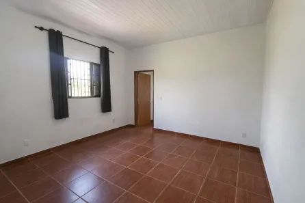 Casa com 2 Quartos para alugar, 120m² no Vitória Perin Cezarino, Rio das Pedras