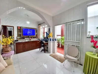 Casa com 2 Quartos à venda, 197m² no Padre Eustáquio, Belo Horizonte