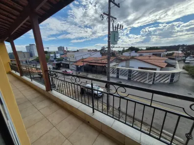 Casa com 3 Quartos para alugar, 207m² no Jardim Prestes de Barros, Sorocaba