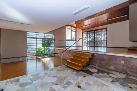 Casa com 4 Quartos à venda, 500m² no Menino Deus, Porto Alegre