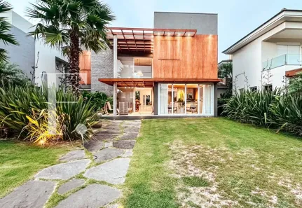 Sobrado com 5 Quartos à venda, 341m² no XANGRI-LÁ, Xangri-lá