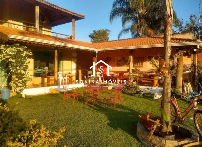Casa com 4 Quartos à venda, 300m² no Jardim Estância Brasil, Atibaia