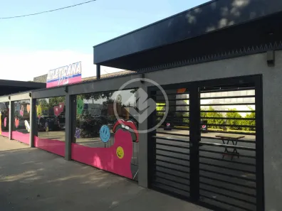 Prédio Comercial à venda, 1080m² no Centro, Balbinos