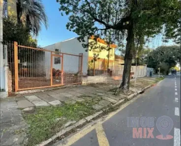 Lote/Terreno à venda, 300m² no Vila Ipiranga, Porto Alegre