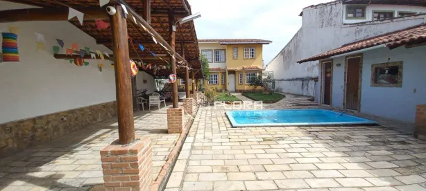 Casa com 3 Quartos à venda, 258m² no Piratininga, Niterói