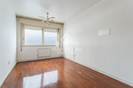 Apartamento com 3 Quartos para alugar, 83m² no Menino Deus, Porto Alegre