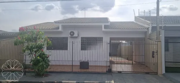Casa com 2 Quartos à venda, 163m² no Jardim Liberdade, Maringá