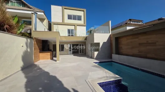 Casa de Condomínio com 5 Quartos à venda, 220m² no Recreio dos Bandeirantes, Rio de Janeiro