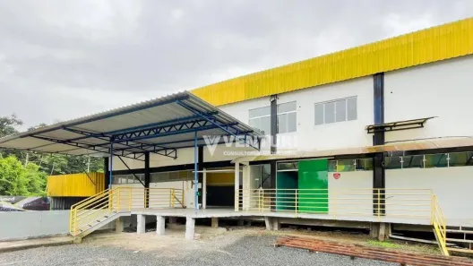 Galpão/Depósito/Armazém para alugar, 800m² no Salto Weissbach, Blumenau