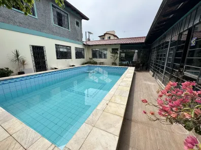 Casa com 6 Quartos à venda, 300m² no Canasvieiras, Florianópolis