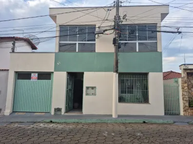 Sobrado com 3 Quartos à venda, 251m² no Centro, Tatuí