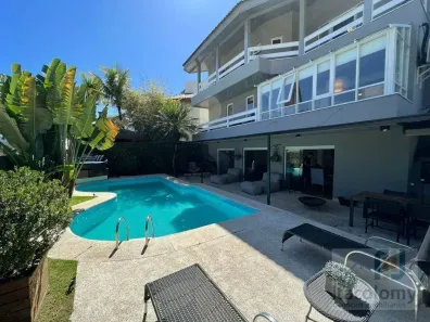 Casa de Condomínio com 3 Quartos à venda, 450m² no Alphaville, Santana de Parnaíba