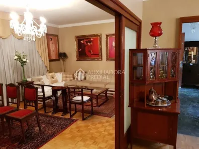 Casa com 5 Quartos à venda, 400m² no Santana, Porto Alegre
