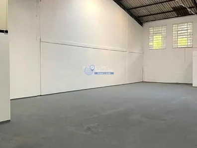 Galpão/Depósito/Armazém para alugar, 292m² no Demarchi, São Bernardo do Campo