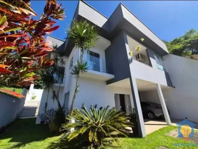 Casa com 3 Quartos à venda, 300m² no Enseada, Angra dos Reis