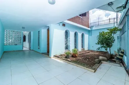 Casa com 3 Quartos à venda, 282m² no Ferreira, São Paulo