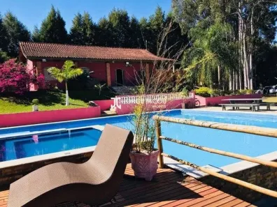 Fazenda/Sítio com 3 Quartos à venda, 200m² no Barreiro, Araçoiaba da Serra