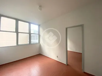 Apartamento com 1 Quarto para alugar, 35m² no Várzea, Teresópolis