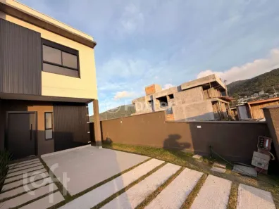 Casa com 3 Quartos à venda, 115m² no Vargem Grande, Florianópolis