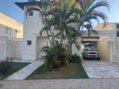 Casa de Condomínio com 3 Quartos para alugar, 190m² no Lagoinha, Uberlândia