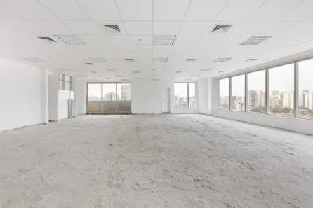 Ponto Comercial com 10 Quartos para alugar, 408m² no Cidade Monções, São Paulo