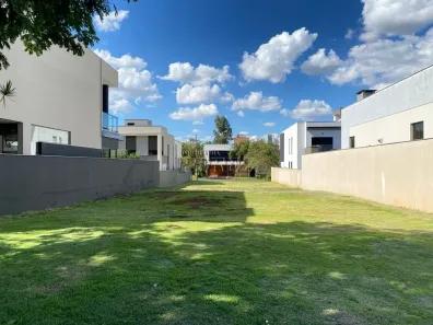Lote/Terreno à venda, 364m² no Vivendas do Arvoredo, Londrina