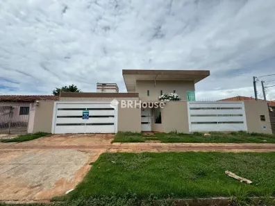 Sobrado com 3 Quartos à venda, 600m² no Santo Antônio, Campo Grande