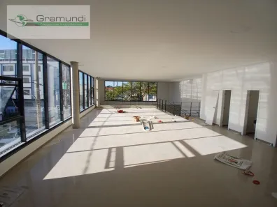 Prédio Comercial com 5 Quartos para alugar, 460m² no Vila Monumento, São Paulo