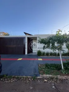 Casa com 3 Quartos à venda, 211m² no Tiradentes, Campo Grande