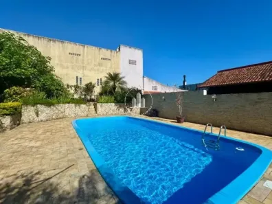 Casa com 4 Quartos à venda, 255m² no Coloninha, Florianópolis