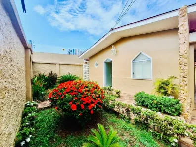 Casa com 3 Quartos para alugar, 300m² no Adrianópolis, Manaus