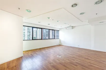 Sala Comercial à venda, 42m² no Liberdade, São Paulo