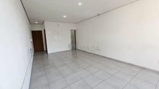 Sala Comercial para alugar, 32m² no Vila Marieta, São Paulo