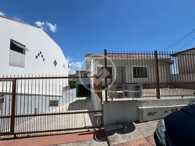 Casa com 7 Quartos à venda, 450m² no Ipiranga, São José