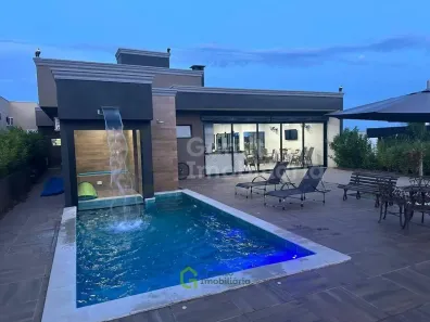 Fazenda/Sítio com 4 Quartos à venda, 210m² no , Mendonça