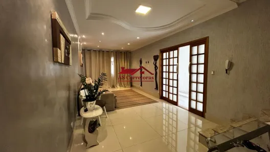 Casa com 5 Quartos à venda, 260m² no Cidade São Francisco, São Paulo