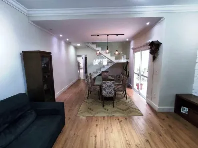 Sobrado com 3 Quartos à venda, 210m² no Vila Nova Aparecida, Mogi das Cruzes
